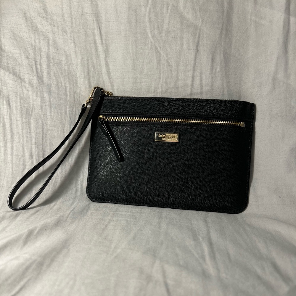 Black kate spade wristlet